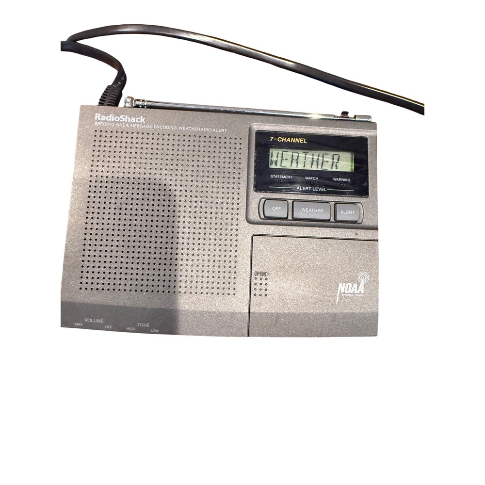 RadioShack 12-250 SAME NOAA 7-Channel Weather Alert Radio Gray Digital Display